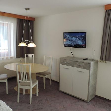 Apartment In Ischgl At The Ski Bus Stop Exterior foto